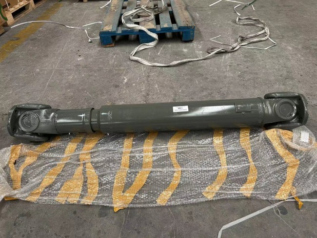 Transmission Shaft AZ9370311355 HOWO Truck Parts