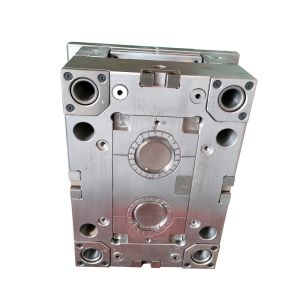 China Custom S136 Injection Tooling Auto Spare Part With Paiting Surface on sale