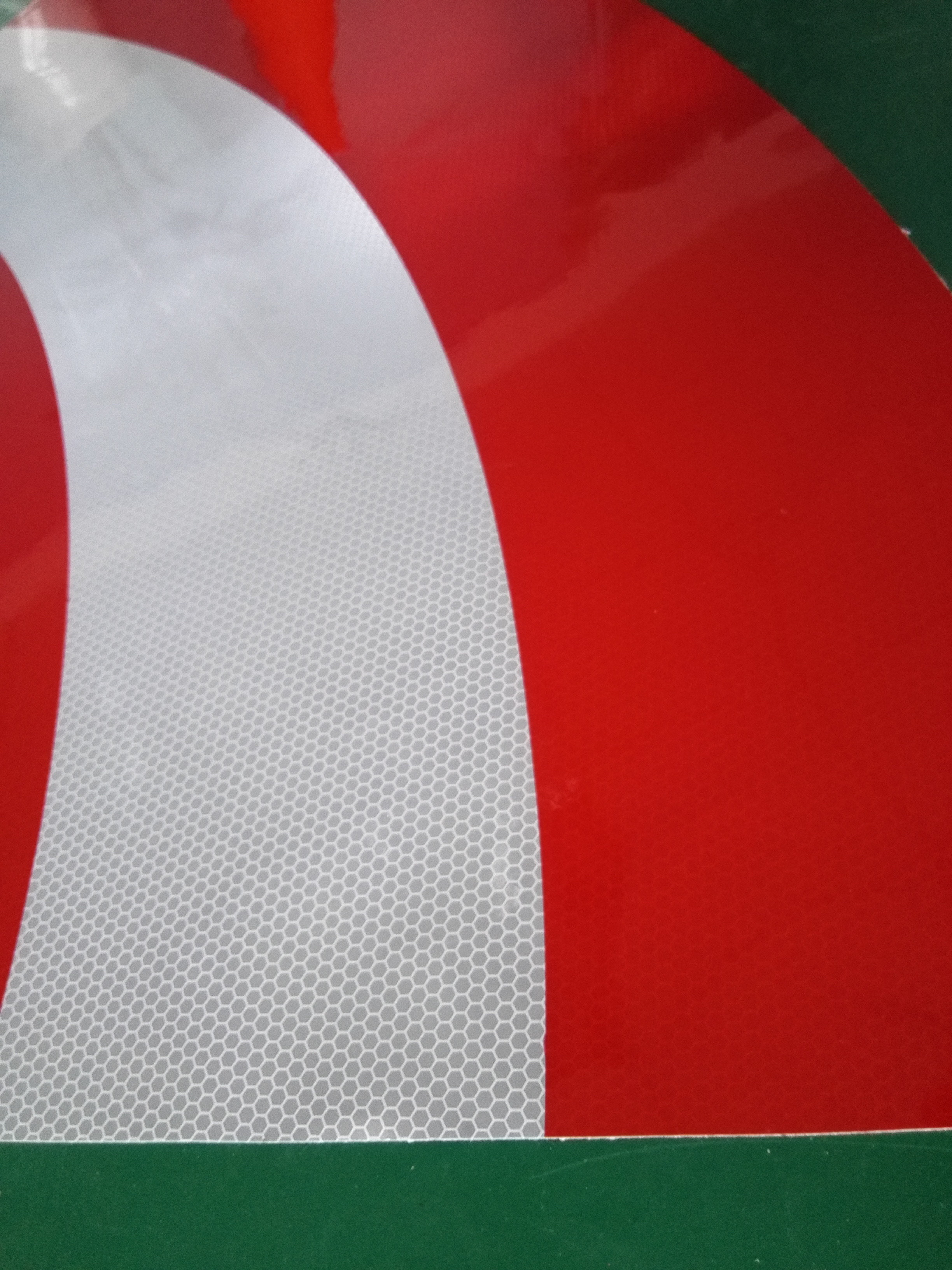 Hi Viz High Intensity Reflective Vinyl Sticker Retro Reflective Sheeting Roll For Traffic Cone