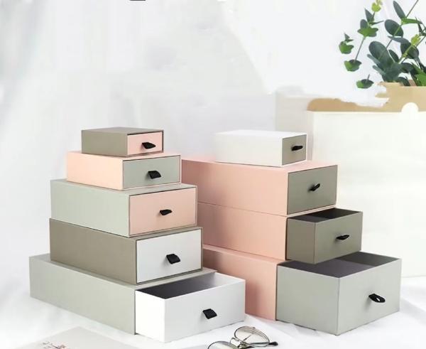 Velvet Inside 85x85x35mm Custom Paper Jewelry Boxes gift box packaging Matt