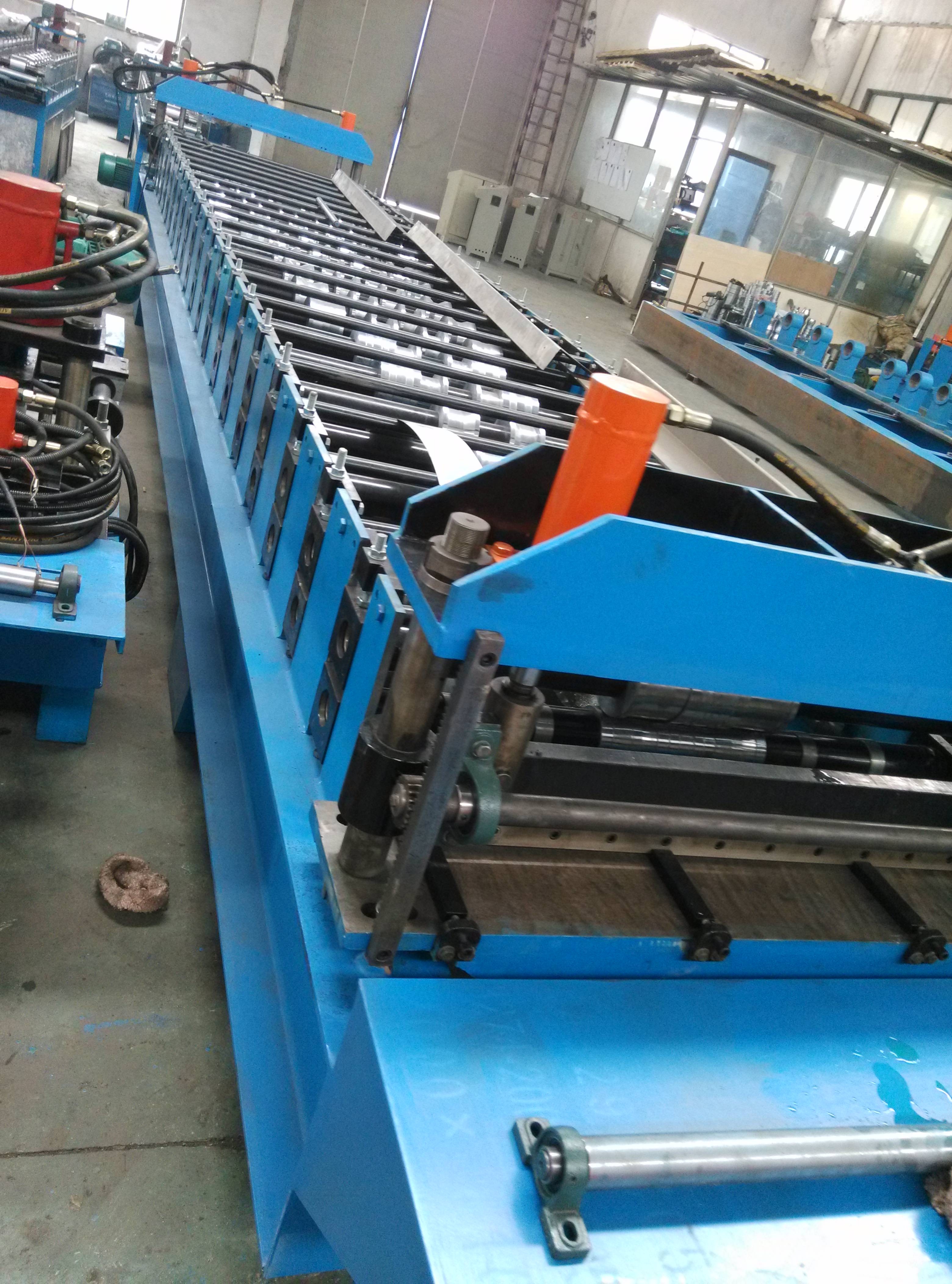Hydraulic Cold Roll Forming Machine Solar Cell Panel Rack Easy Erection