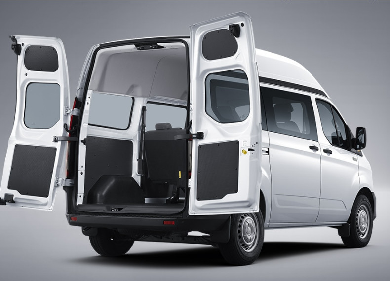 Ford Transit Pure Electric Middle Bus With 15 Seats