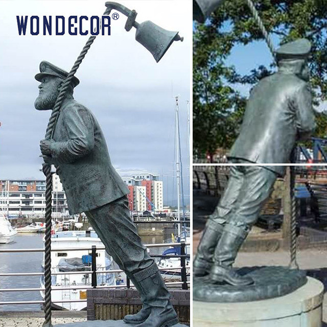 Outdoor Bronze Statues Sculpture Seaside Cast Metal Captain