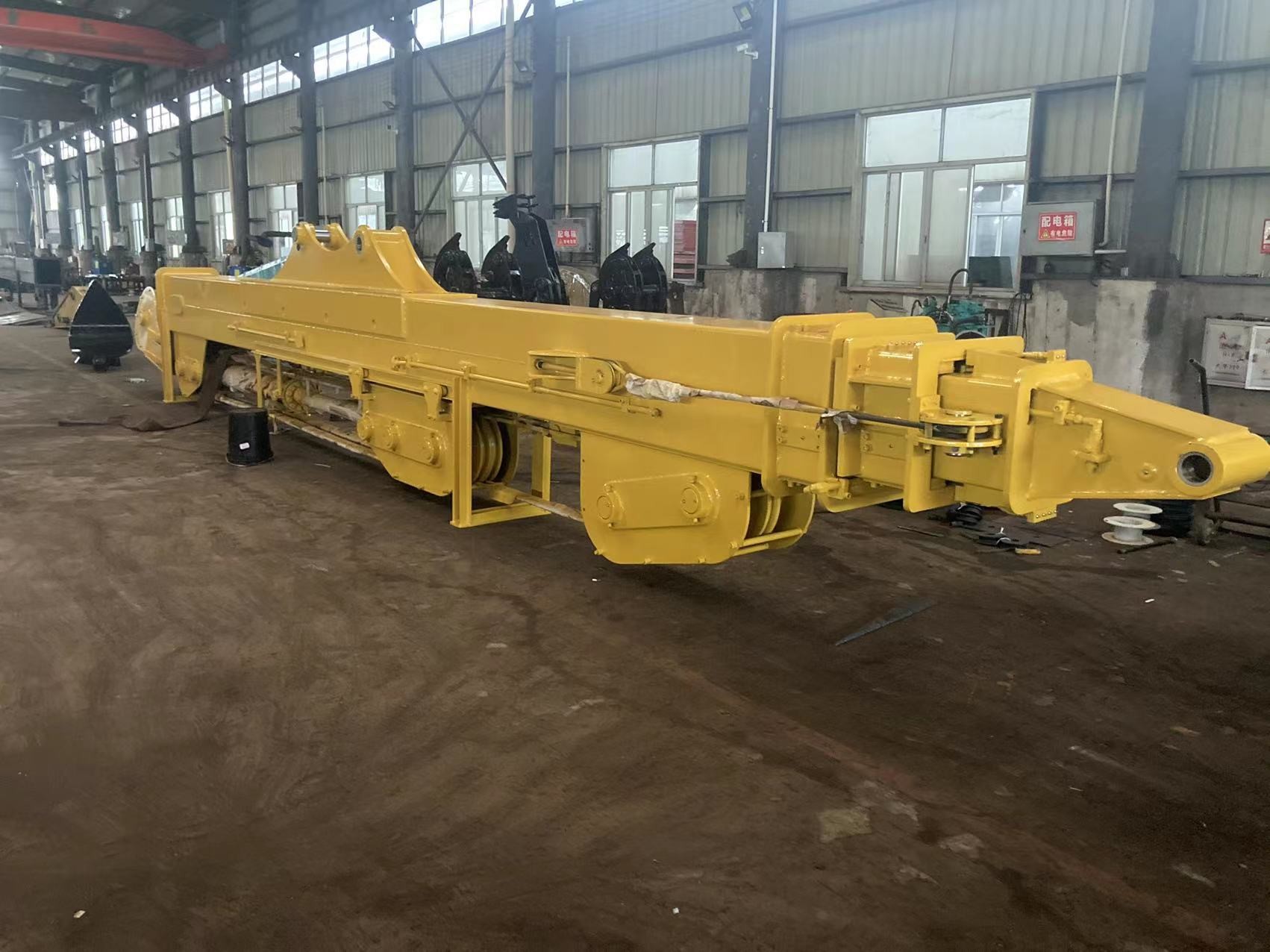 Komatsu PC360 Clamshell Telescopic Arm 25 Meters Multipurpose