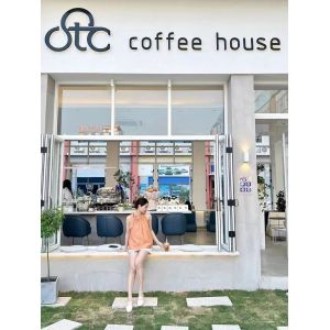 Historic Building Preservation Folding Windows - Custom Replication Service