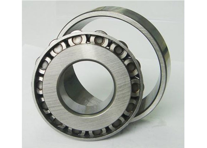 One Row Tapered Roller 30318 Bearing For Oil Rig High Load Capacity 90*190*47mm