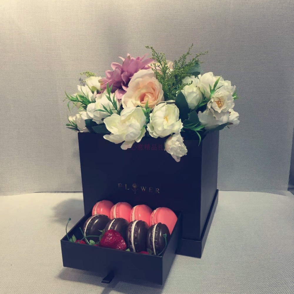 Square Flower Packaging Boxes Preserved Rose Chocolate Corrugated Cardboard Packaging