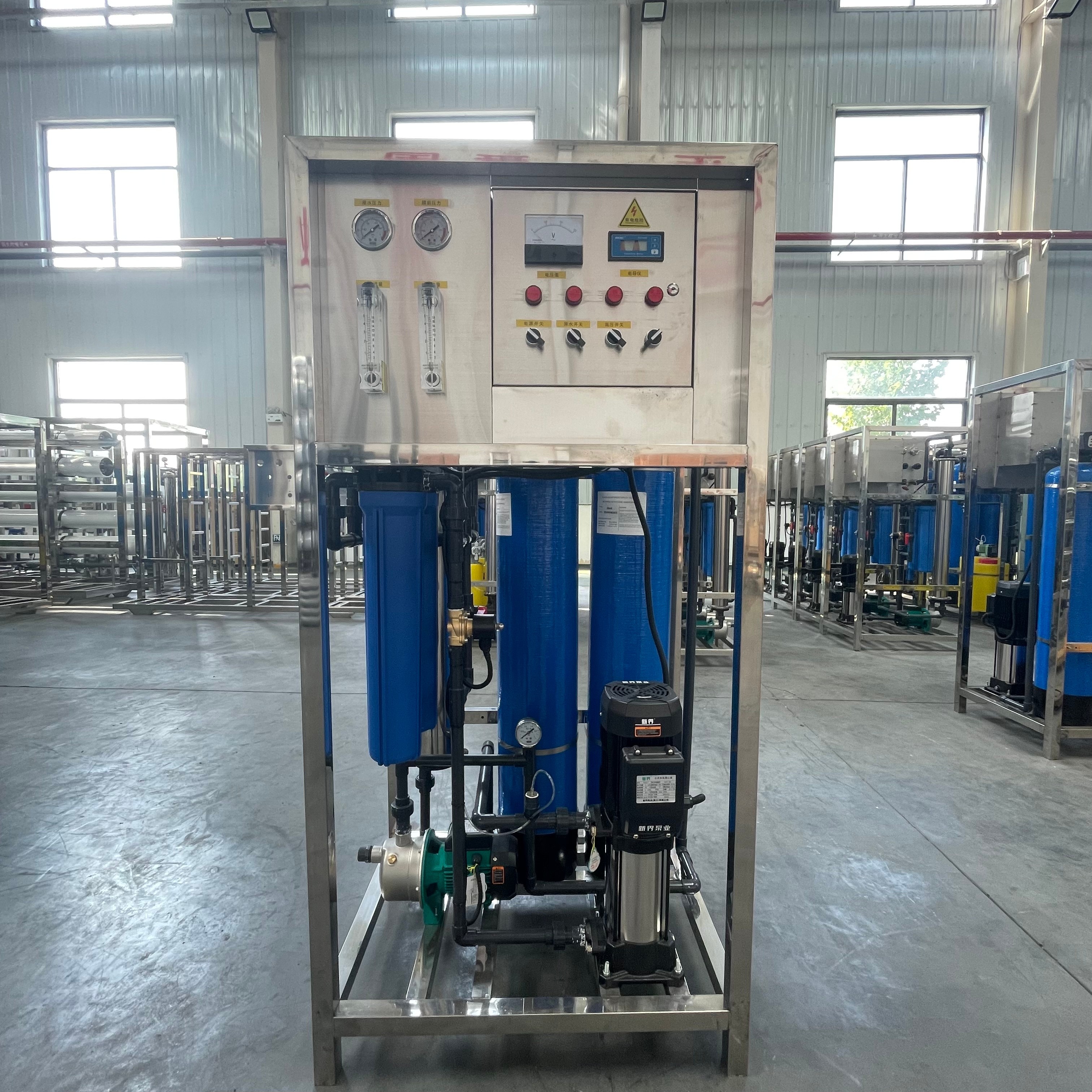 300L Single Stage Reverse Osmosis Drinking Water Purification Treatment Plant With UV System For Food Industry