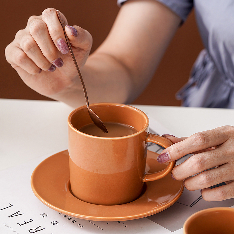 Customized 250ml Brown Luxury European Porcelain Coffee Cup For Occasion Business Gifts