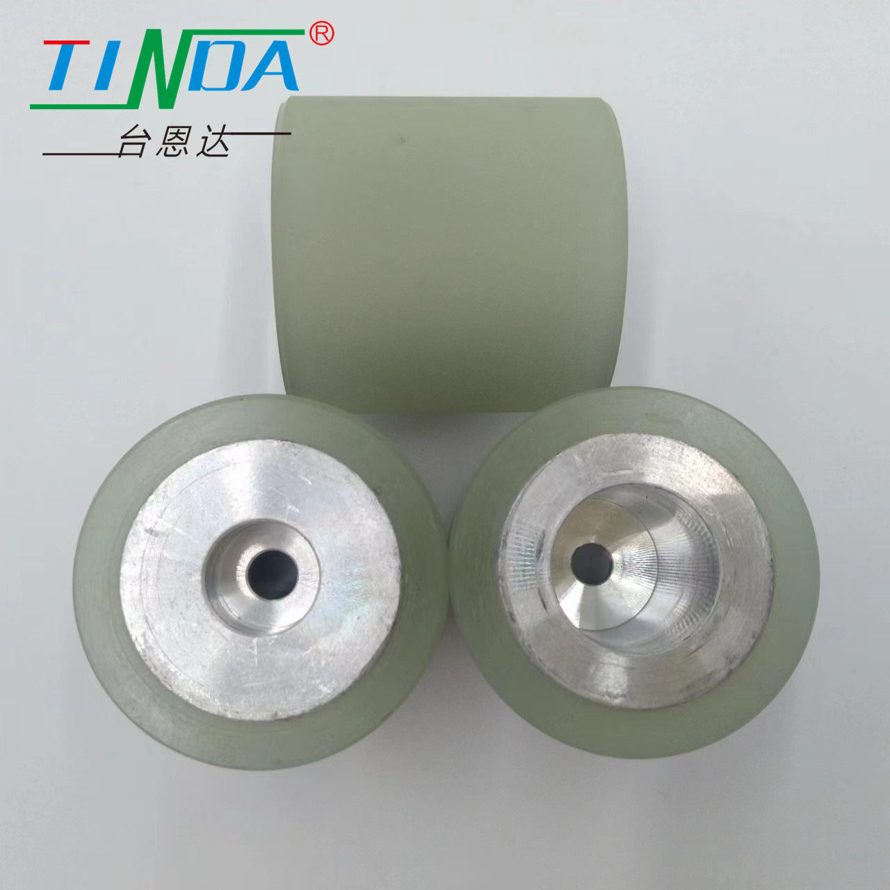 P3022 Grooving Roller Or Plane Wheel With Bearing For Clothing Industry Tools