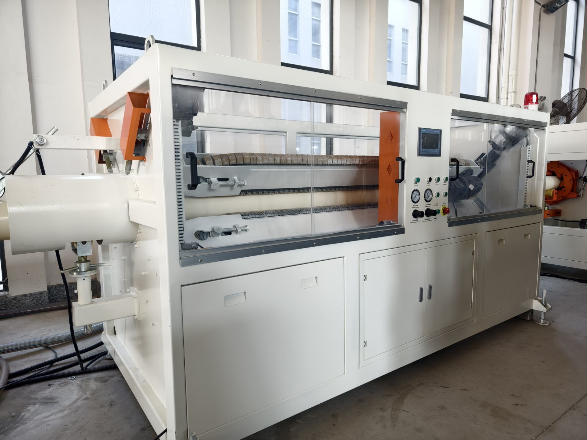 High Speed ABS PP HDPE Pipe Extrusion Machine For Lithium Battery Diaphragm Roll Core Production Line