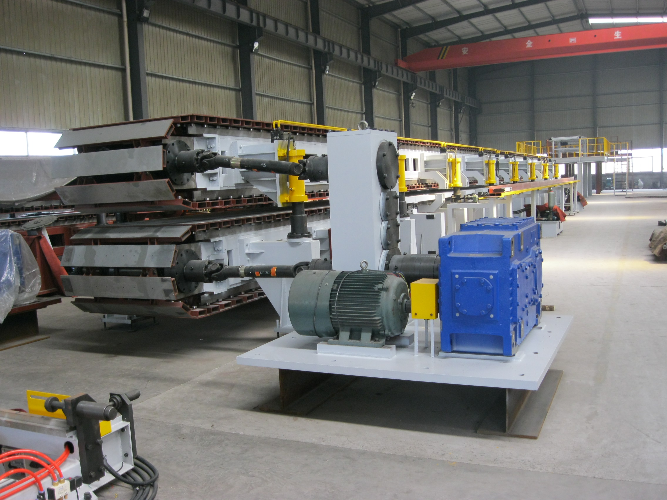 Mitsubishi PLC PU Sandwich Panel Production Line 380V 3 Phase for Cold Storages