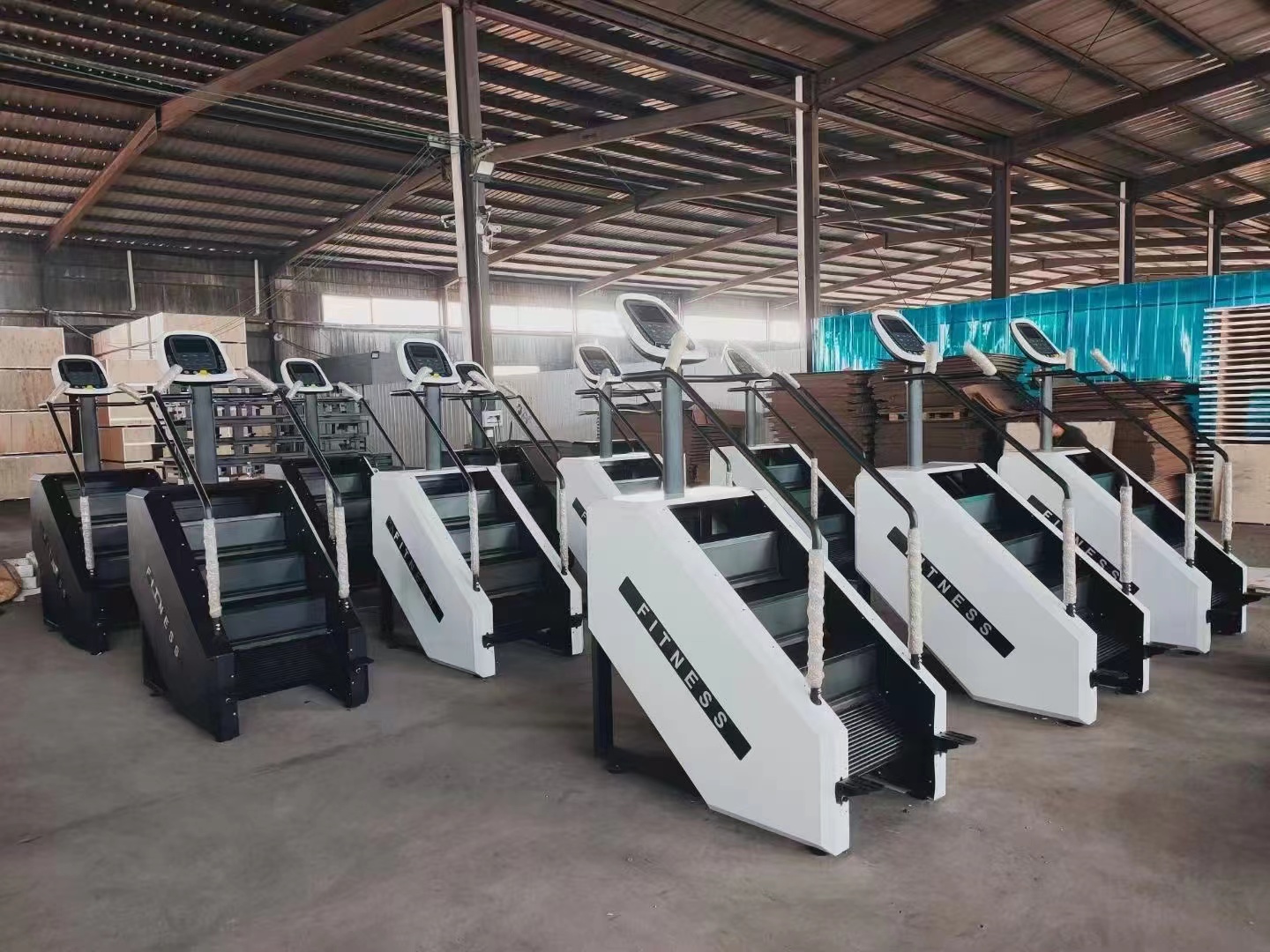 Wholesale Stainless Steel Stair Master Climber Electric Powered Fitness Stepper for Home Use Cardio Machine for Commercial Gym