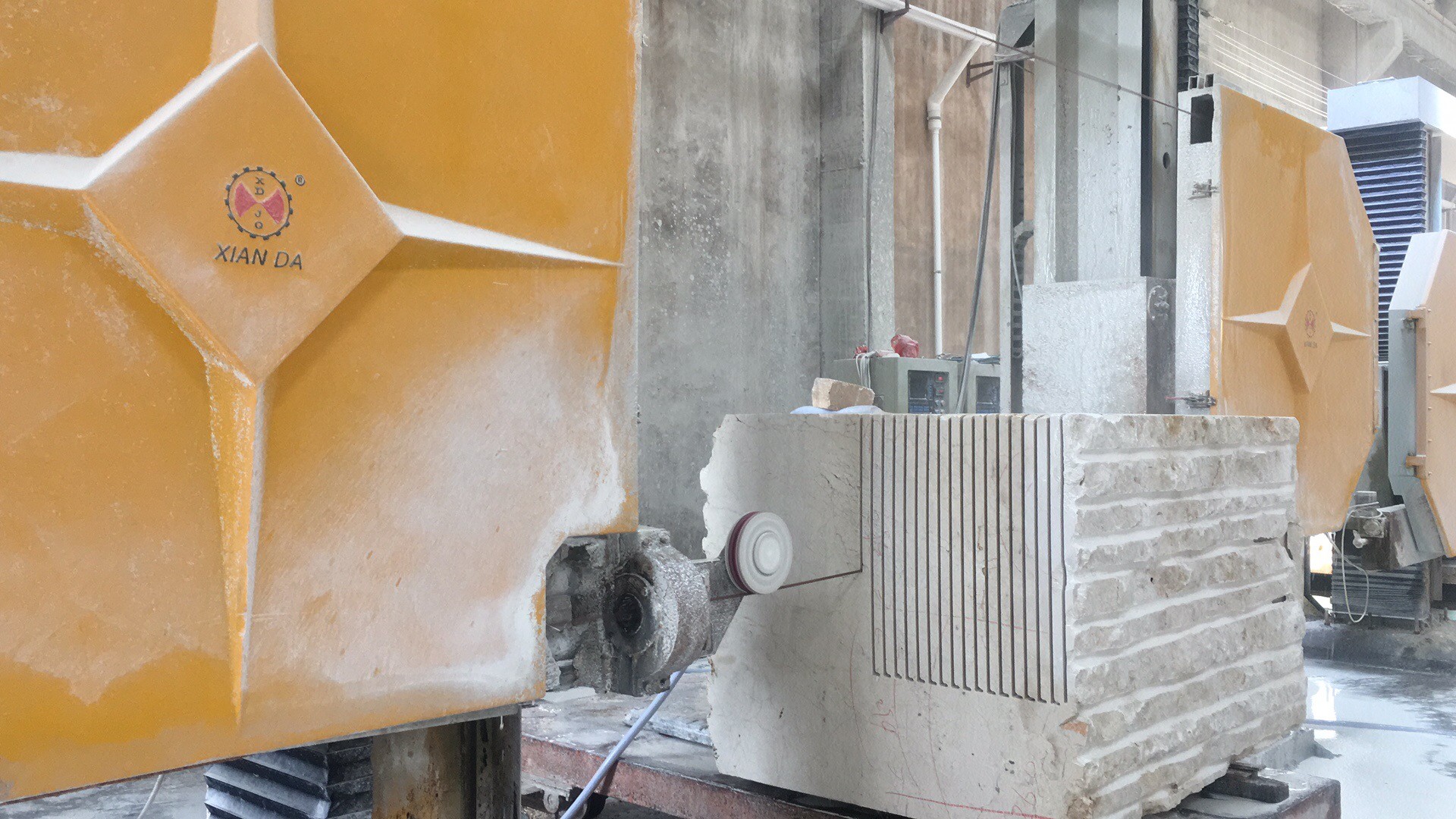 CNC Wire Cutting Machine For Profiling Control Wire Speed 0-40m/s