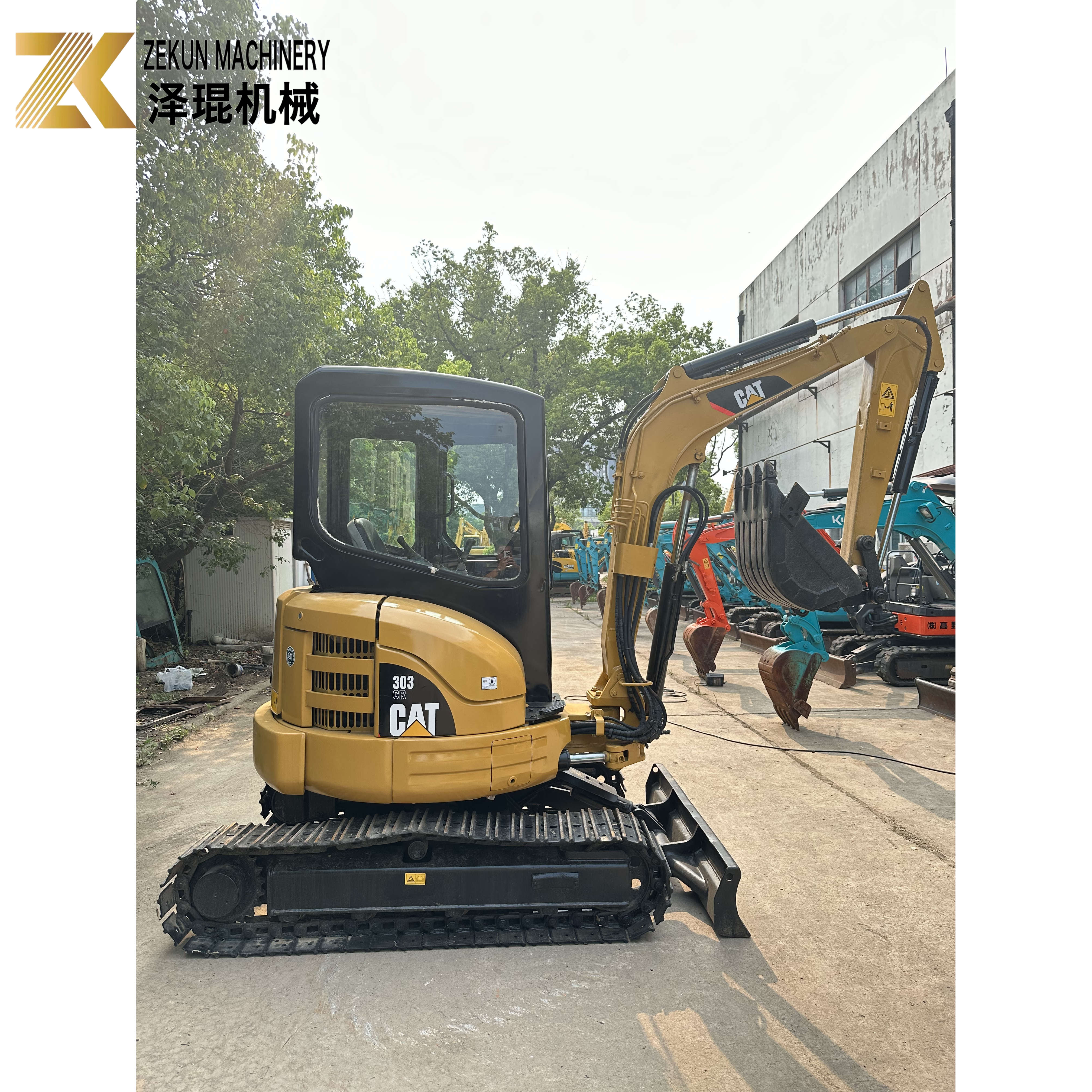 Used Caterpillar Cat 303 Mini Tracked Excavator With 0.12M3 Bucket In 2020