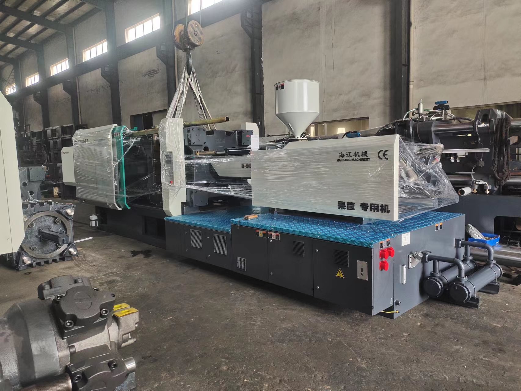 PLC Control System Chair Moulding Machine with Screw Diameter 25-80mm