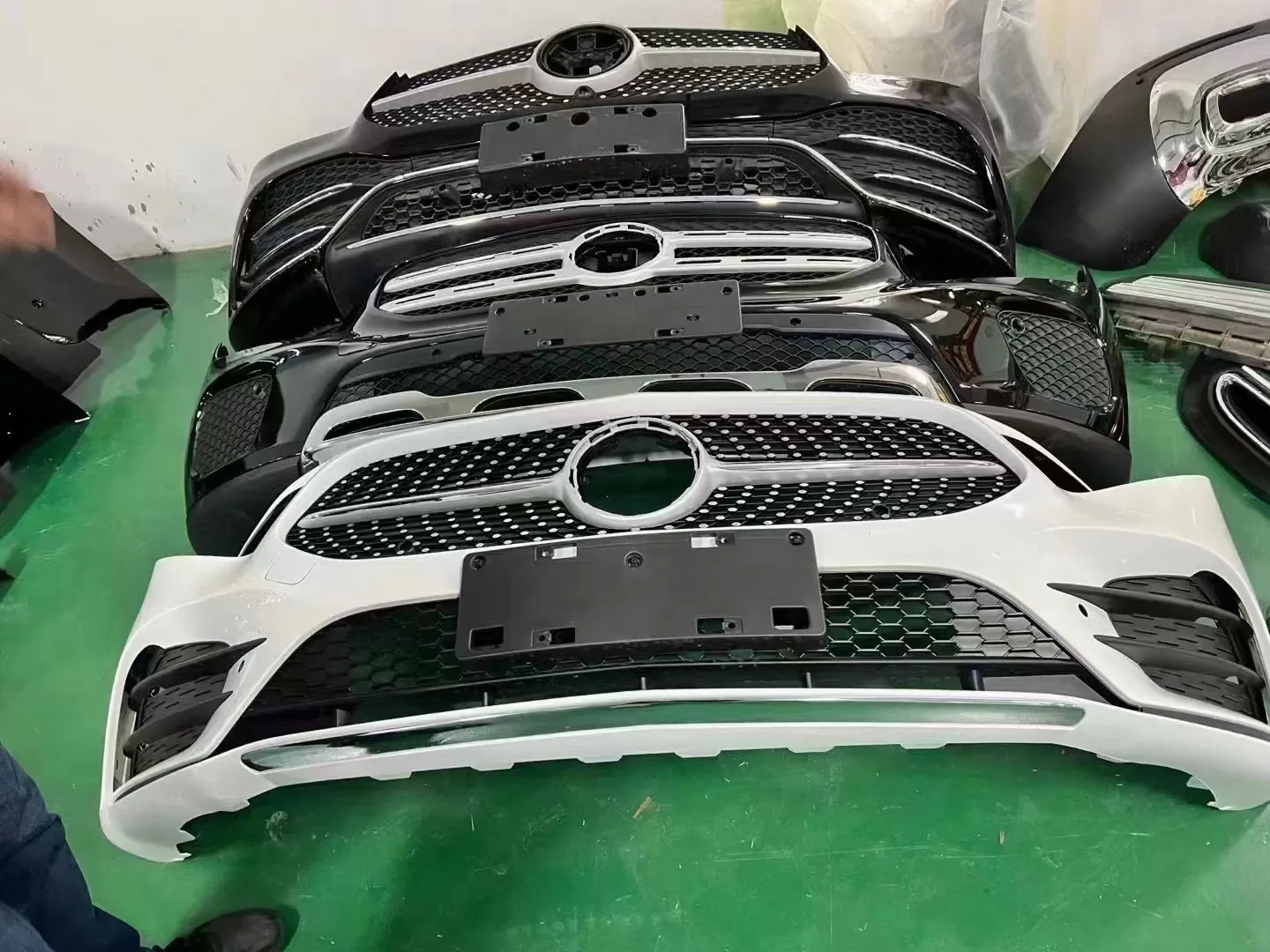 Land Rover Range Rover Sport L320 10-13  front bumper