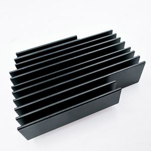 Rail Transit CNC Machining Parts Customized Aluminum Heatsink Fin / Radiator