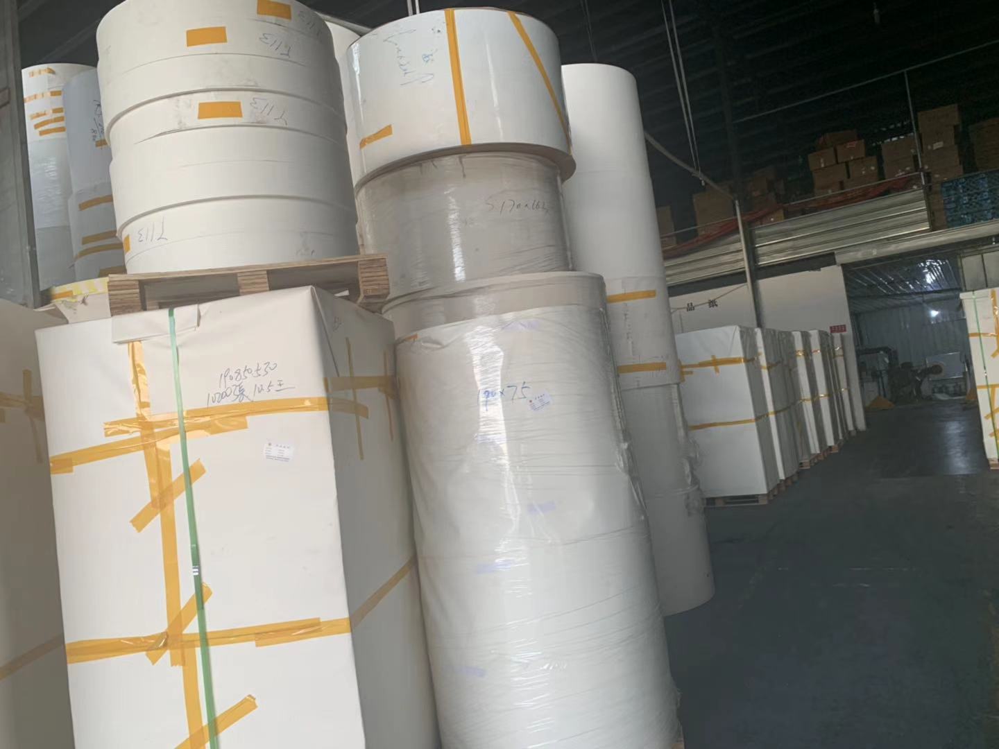 customizable color material/paper fan for Paper Cup with cheap price ocb paper raw