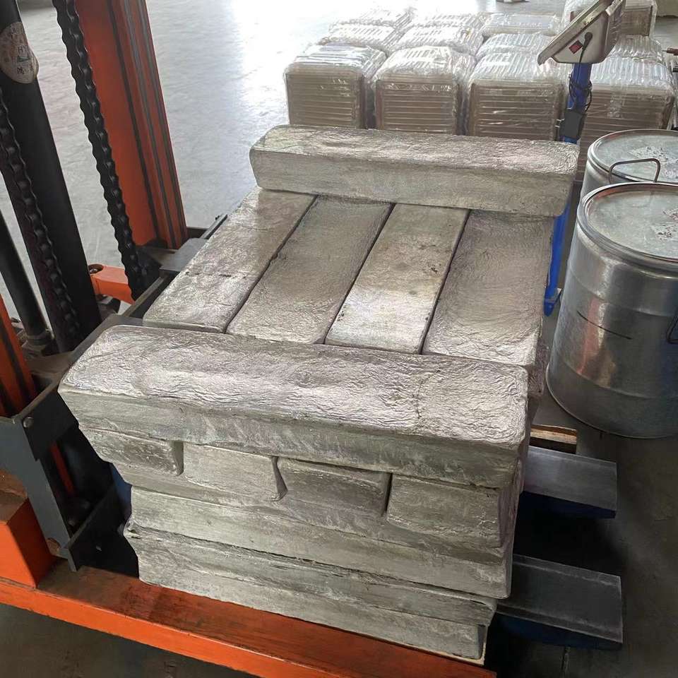 Pure Magnesium Ingots 99.95% Purity For Steelmaking And Foundries