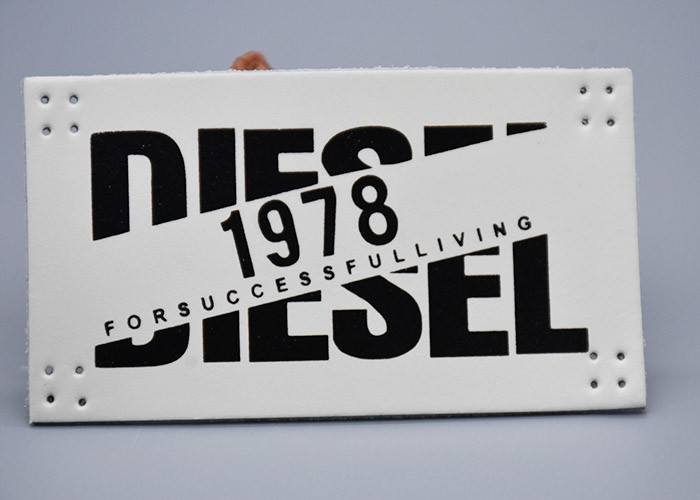 Custom Printed Black Ink Logo Leather Jean Patches For Garments