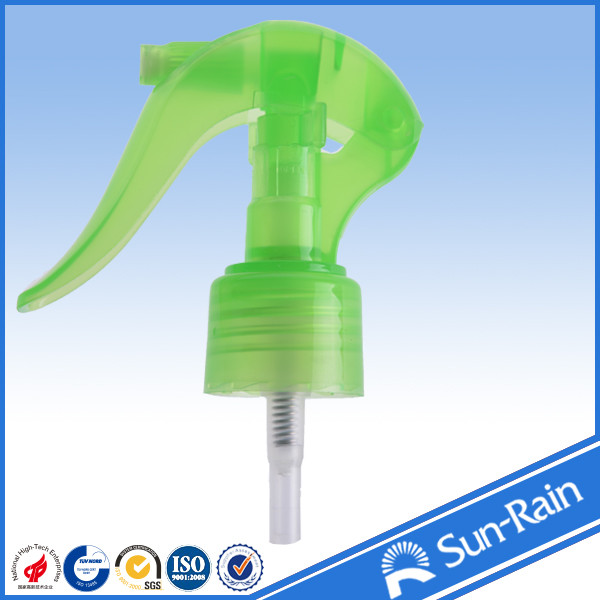 Chemical resistant trigger sprayer 28 410 with foam and mist spray