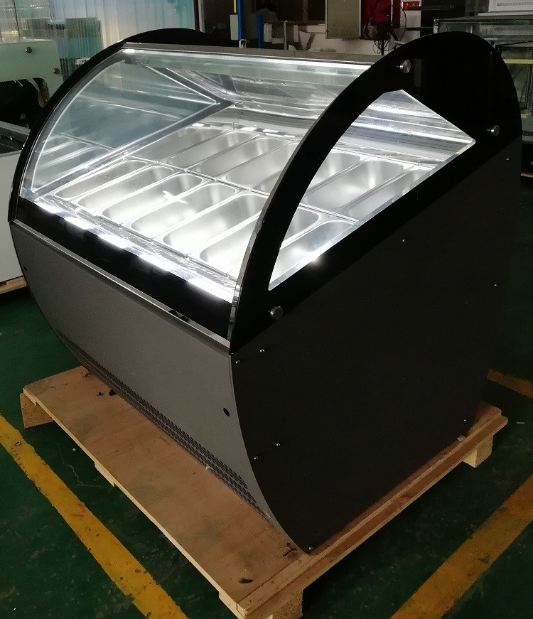 Curved Glass Ice Cream Showcase Freezer 16 Pans 1510*1100*1280mm Customized Color