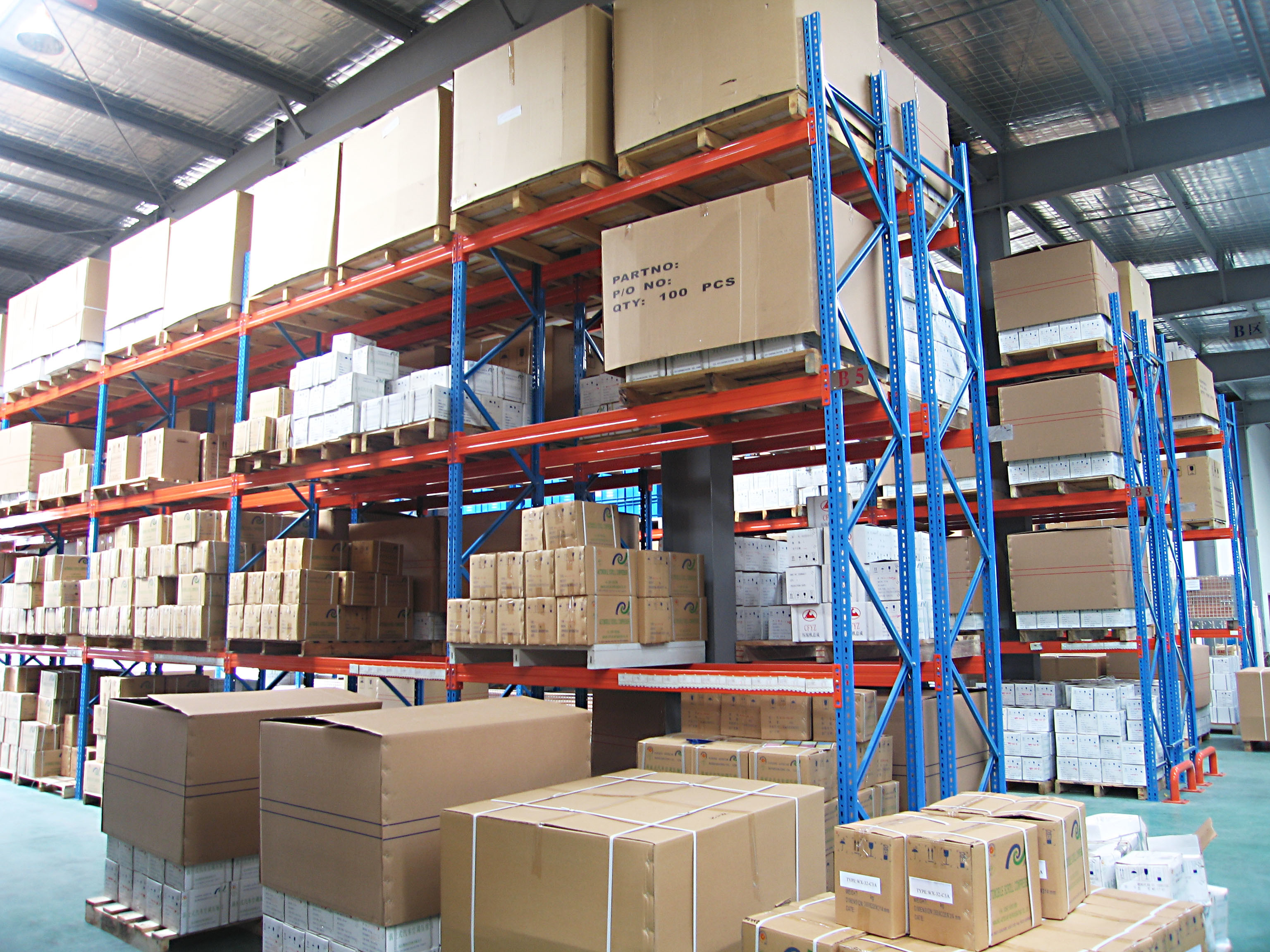Conventional Selective Pallet Rack For Warehosue Storage