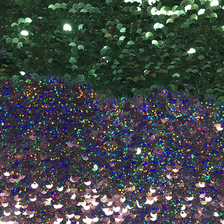 Beautiful Printed Glitter Sequin Fabric 50D*75D Yarn Count 220gsm Plaid Style