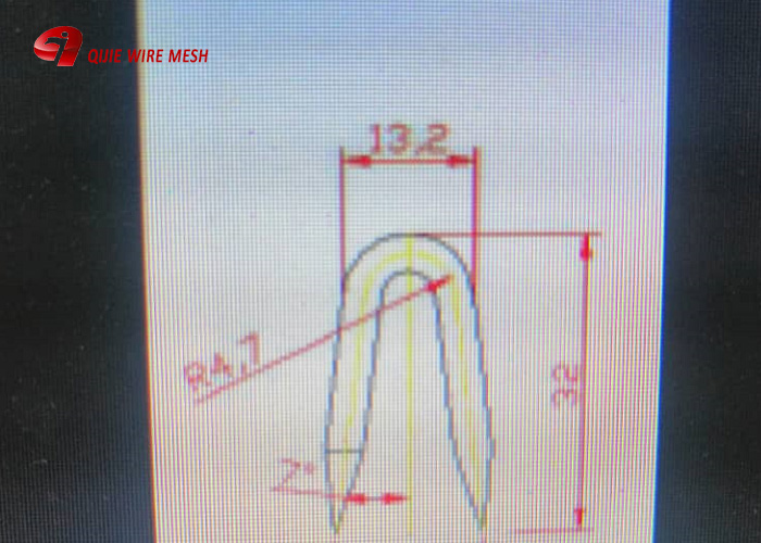 HDG Fence Staples