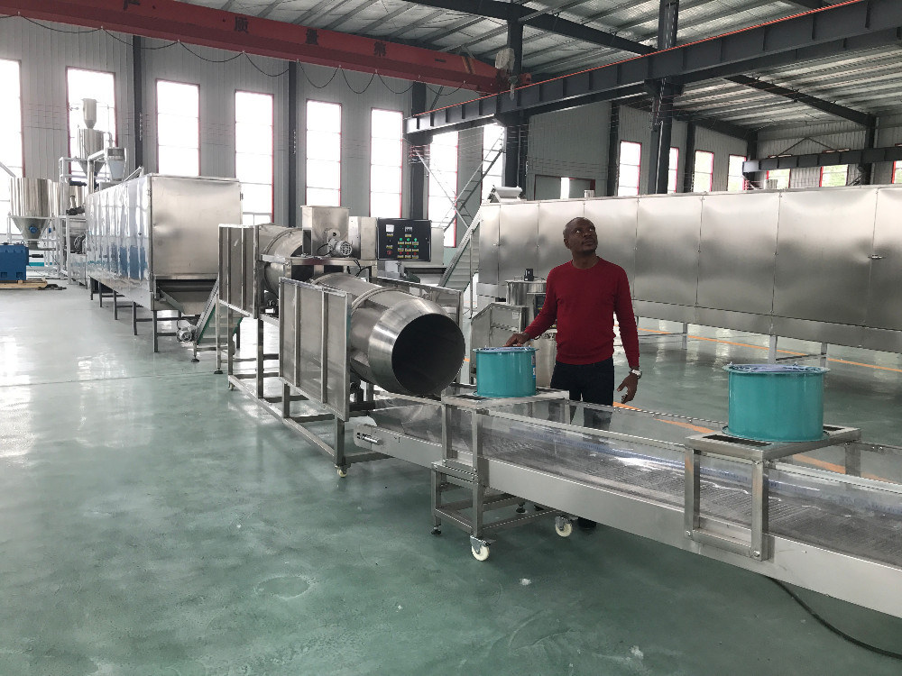 Saibainuo Dog Food Machine , Kibble Animal Feed Extruder Pet Food Making Machine