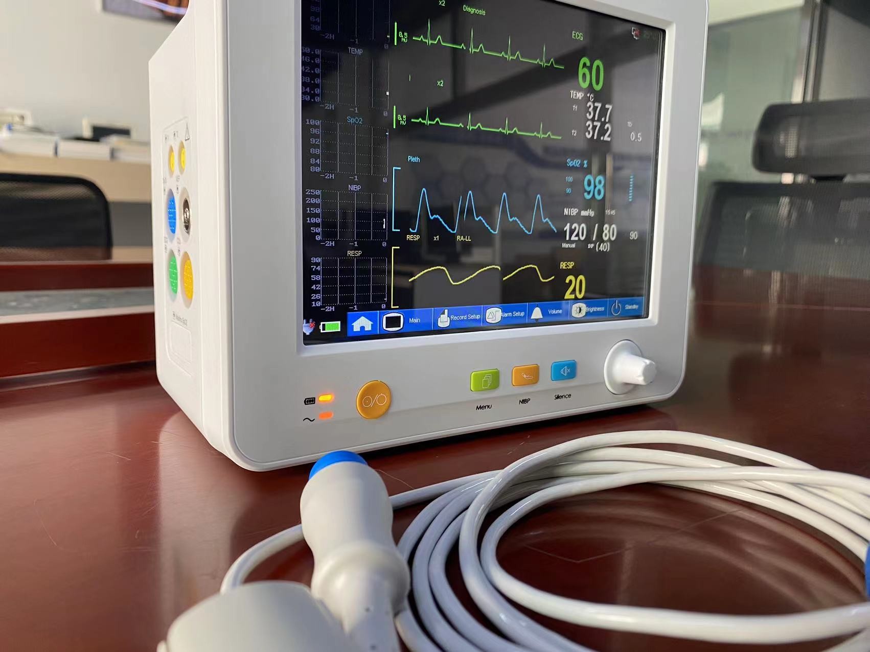 Multi Parameter Neonatal Patient Monitor High Accuracy With 8.4 Inch TFT LCD Screen