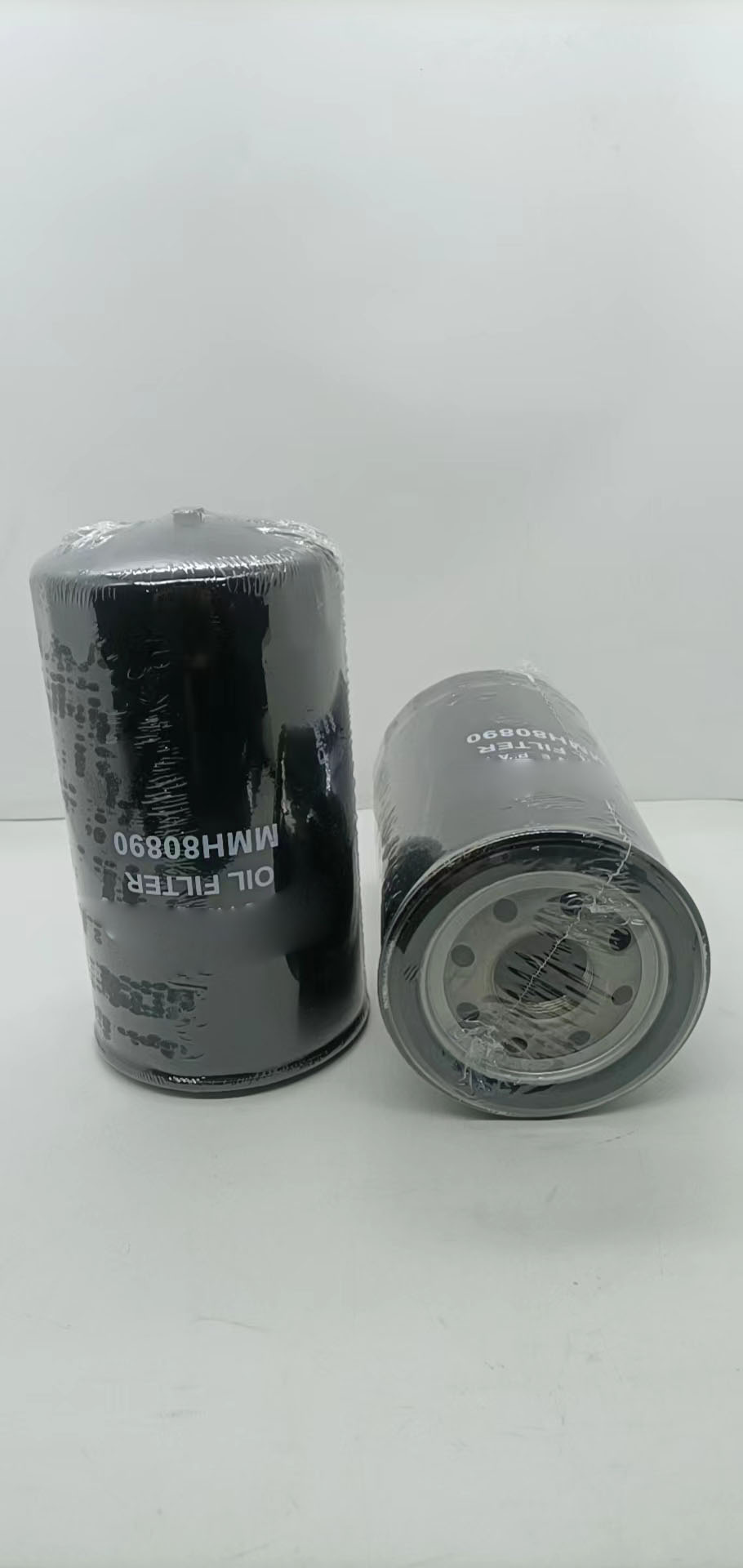 Construction Machinery MMH80890 Diesel Oil Engine Filter Directly from Manufacturers