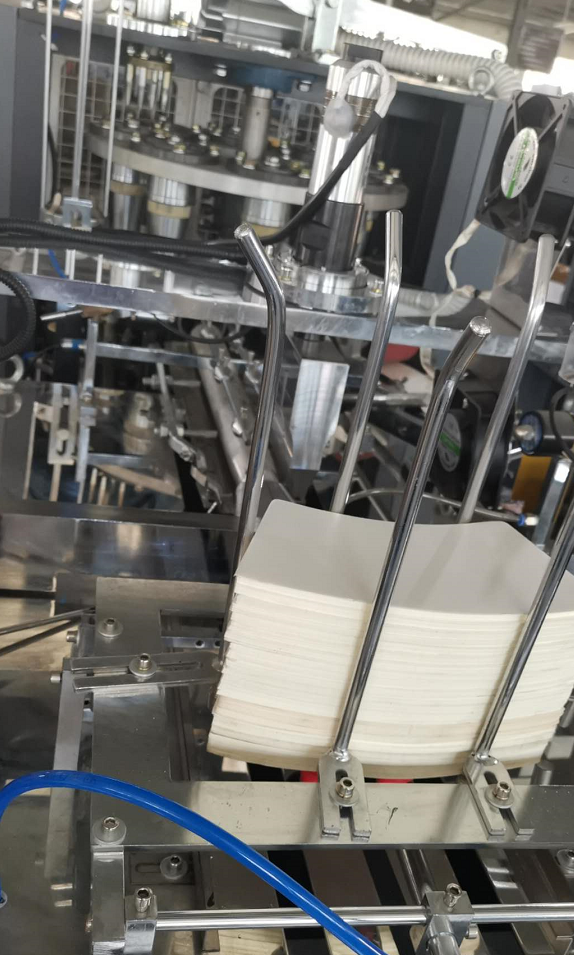 Fully Automatic paper cup making forming machine 3-12oz