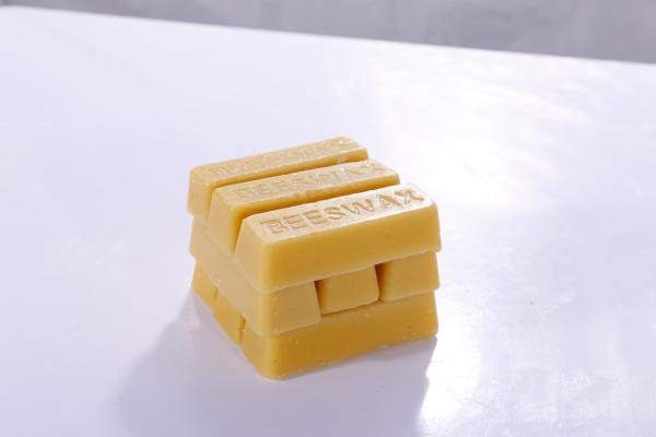 100% Organic Pure Beeswax Block 28g Handmade Yellow Food Cosmetic Grade Beeswax