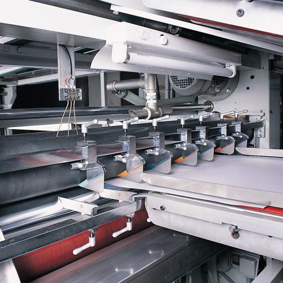 Quality Manual Control Electric Cardboard Laminator for 3M×15.2M Operation Space and Electric Power Source for sale