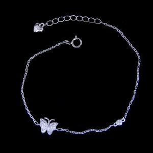 Unlimited Eight Shape Silver Cubic Zirconia Bracelet with Infinite Meaning
