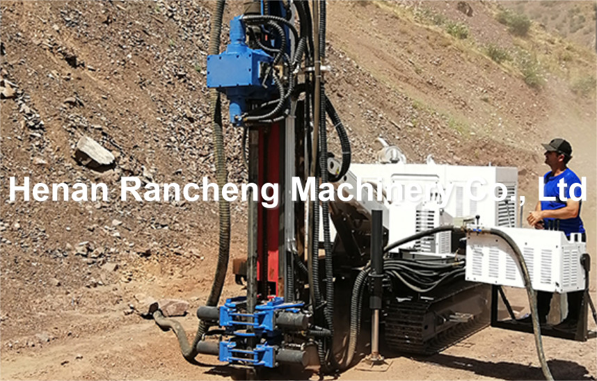 Hydraulic Crawler RC Drilling Rig 11KN Lift Force 132KW Power 180m Drill Depth