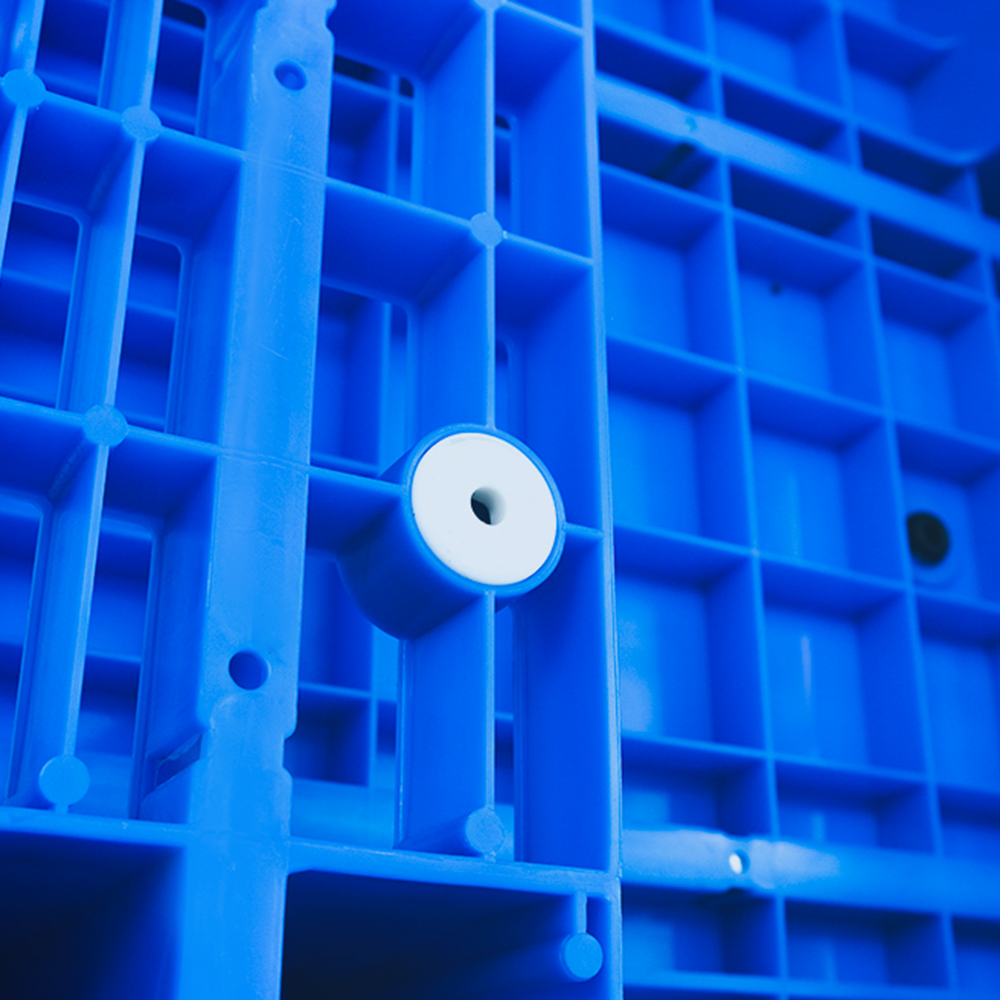 HDPE Four Way Nestable Grid Plastic Pallet for Food and Beverage Handling Efficiency