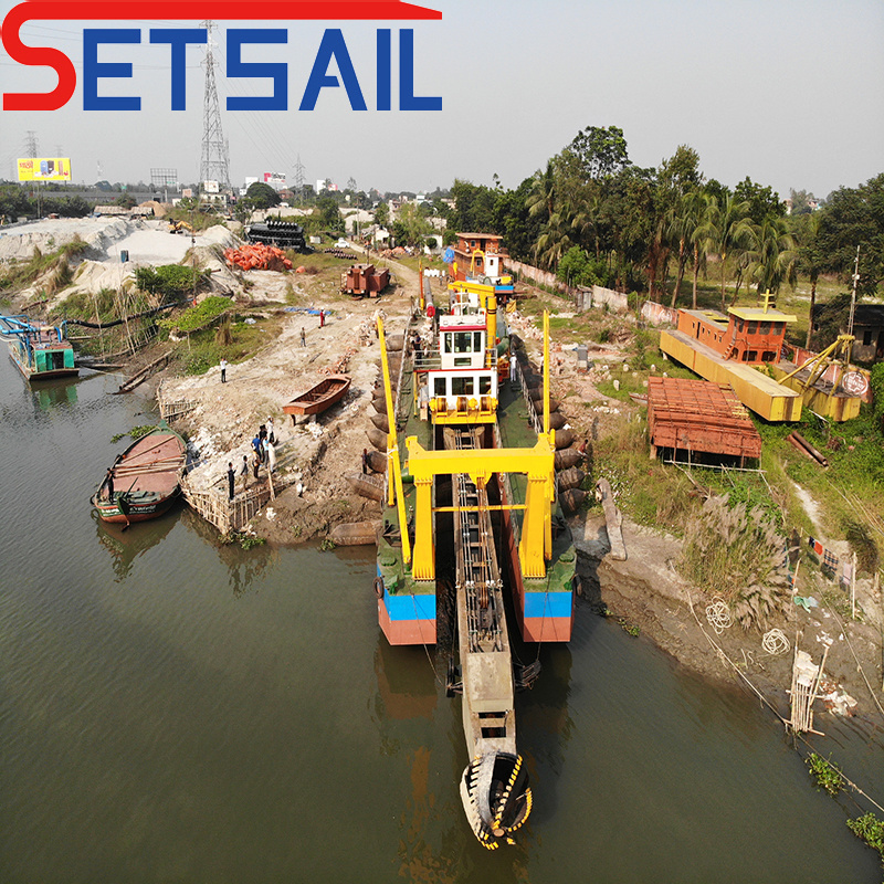 18 Inch Self Propelled Cutter Suction Dredger for Sale