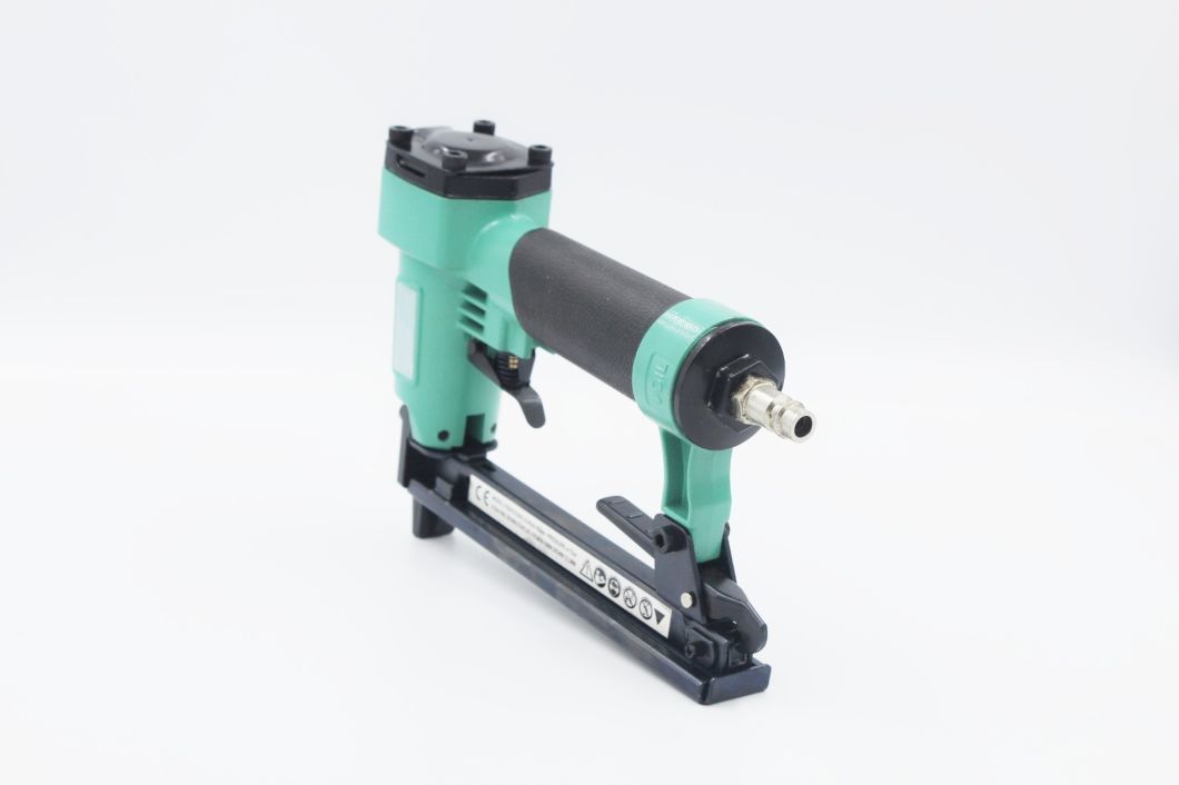 Top-Rated Durable 21 Gauge Fine Crown Air Pneumatic Staple Gun (Green) Air Stapler 8416 for Furniture Decoration