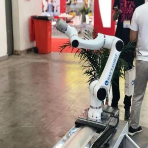 Collaborative Robot Arm 6 Axis Of Elfin E03 With TCP/IP Modbus Vacuum Grip For