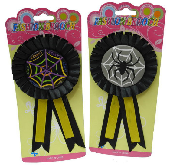 Manufacturer direct marketing horse iron cartoon chest, blank badge processing custom, festival celebration corsage.