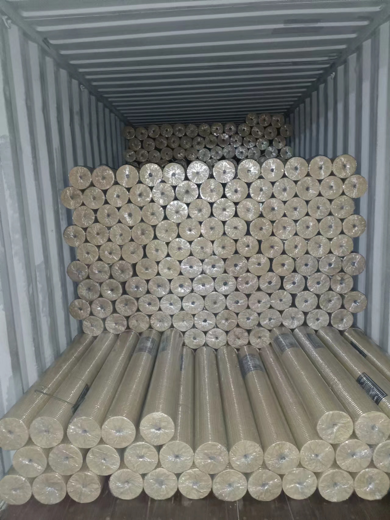 Bending Processing Service Electro Galvanized Rabbit Pvc Coated Welded Iron Wire Mesh Roll