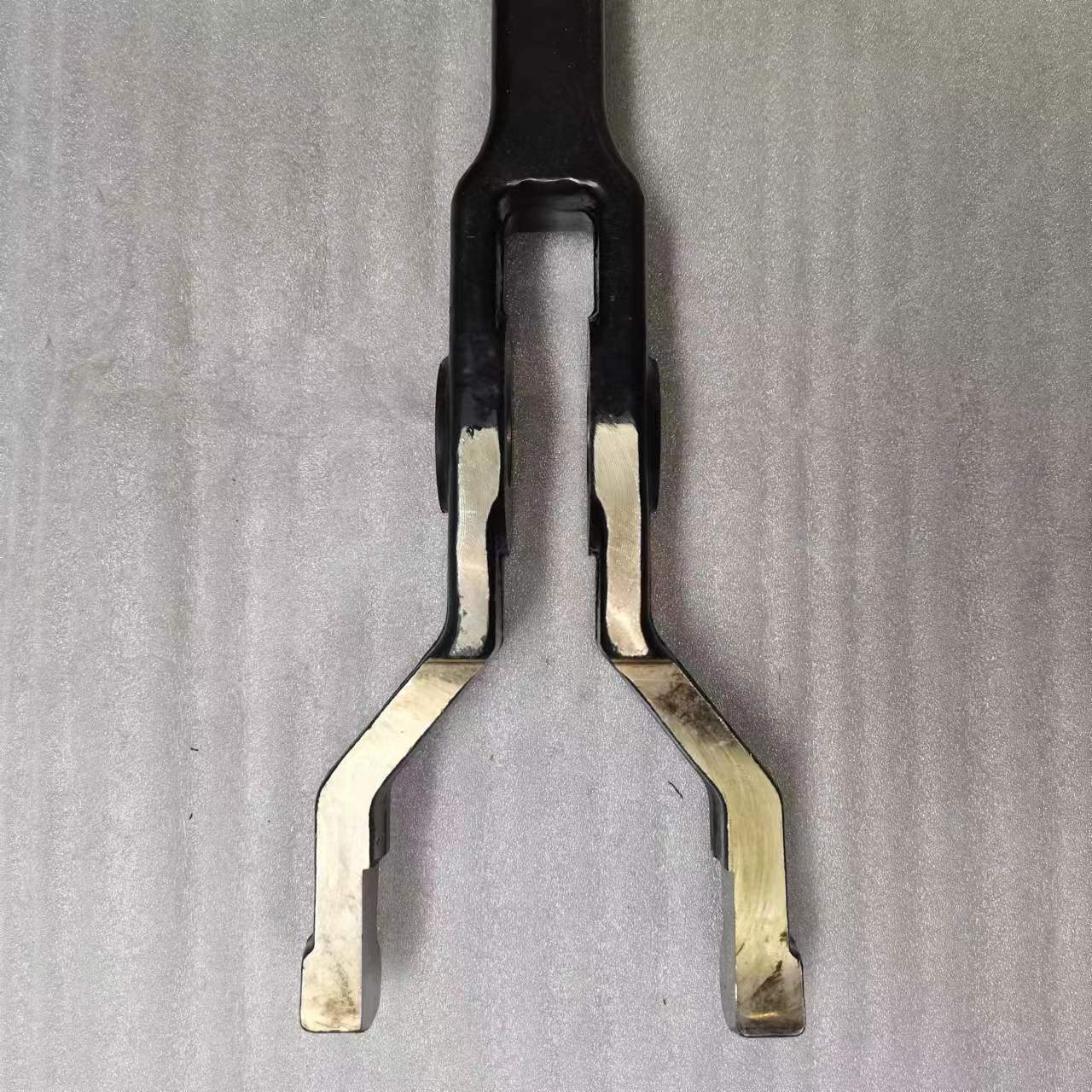Heavy Duty Truck Transmission Clutch Release Fork JS180-1601021-2 for Replace/Repair