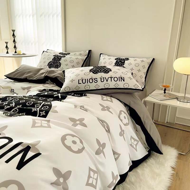 Customized Color 4Pcs 100% Polyester White Bear Bed Sheet Set For Hotel Baby Home