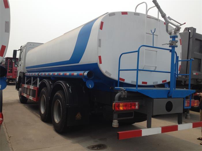 Sinotruck Howo Water Tanker Truck 6x4 Used Water Tank Truck