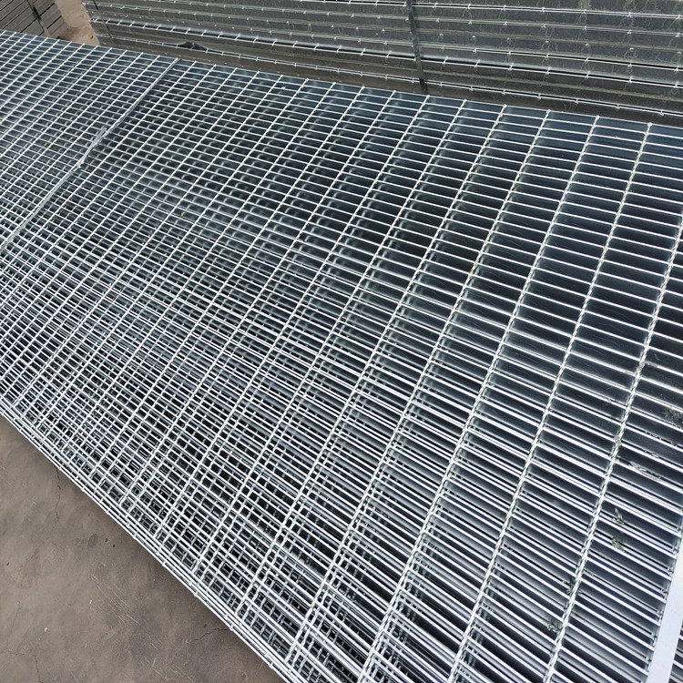 1000x1000mm Serrated Steel Bar Grating Galvanized Sandwich Grating Anti Acid