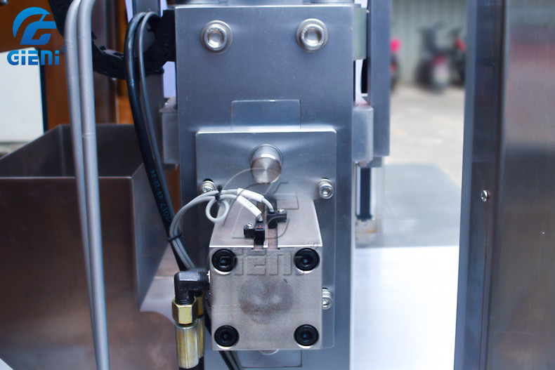 Hydraulic 6-7Mpa Compact Powder Pressing Machine 4.5KW AC380V