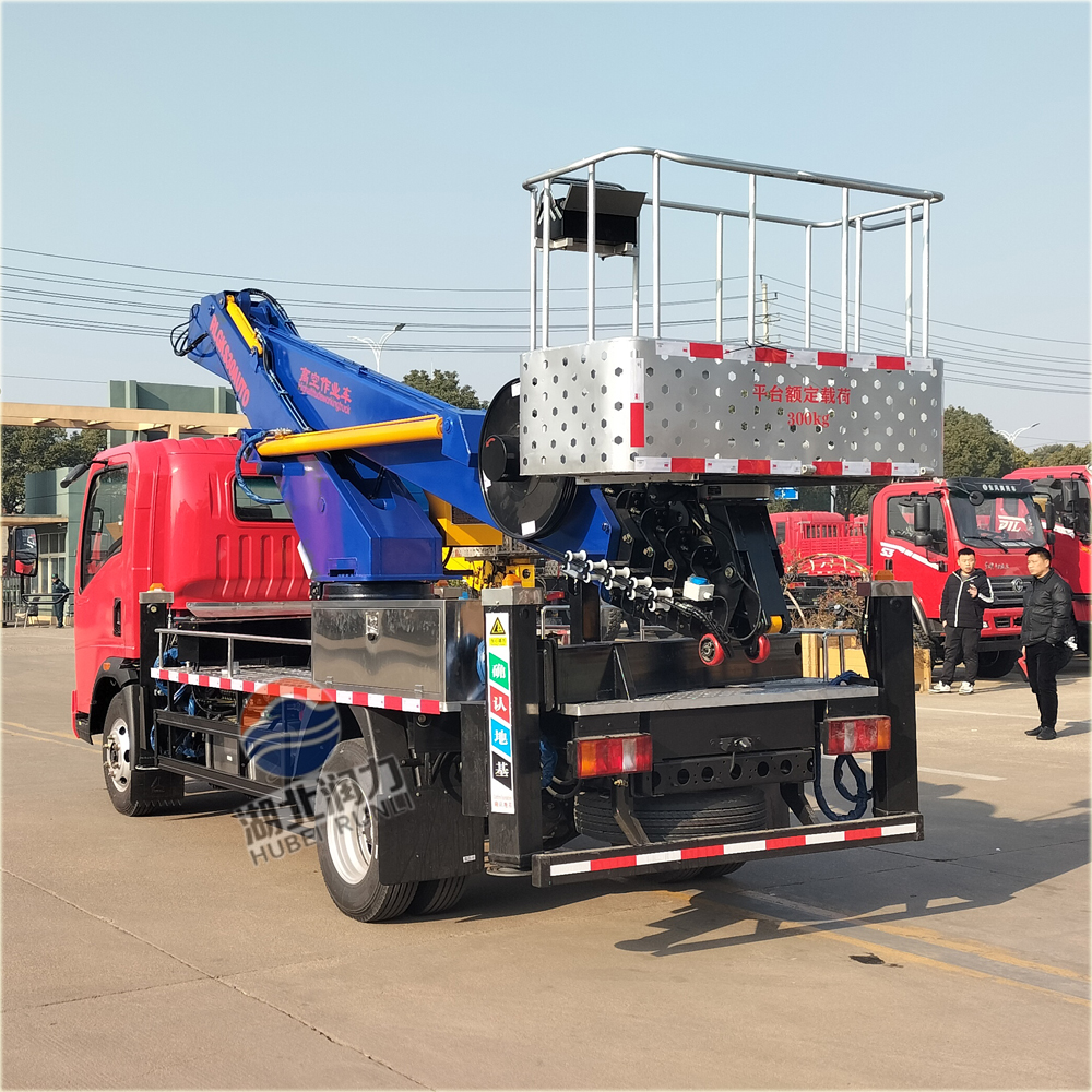 Export Oriented Right Hand Driving HOWO 30m Mobile Elevating Platform Truck Aerial Work Vehicle Bucket Truck